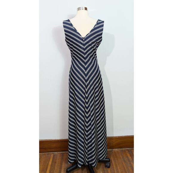 Blue/White Chevron 70s Maxi Dress - Picture 4 of 6